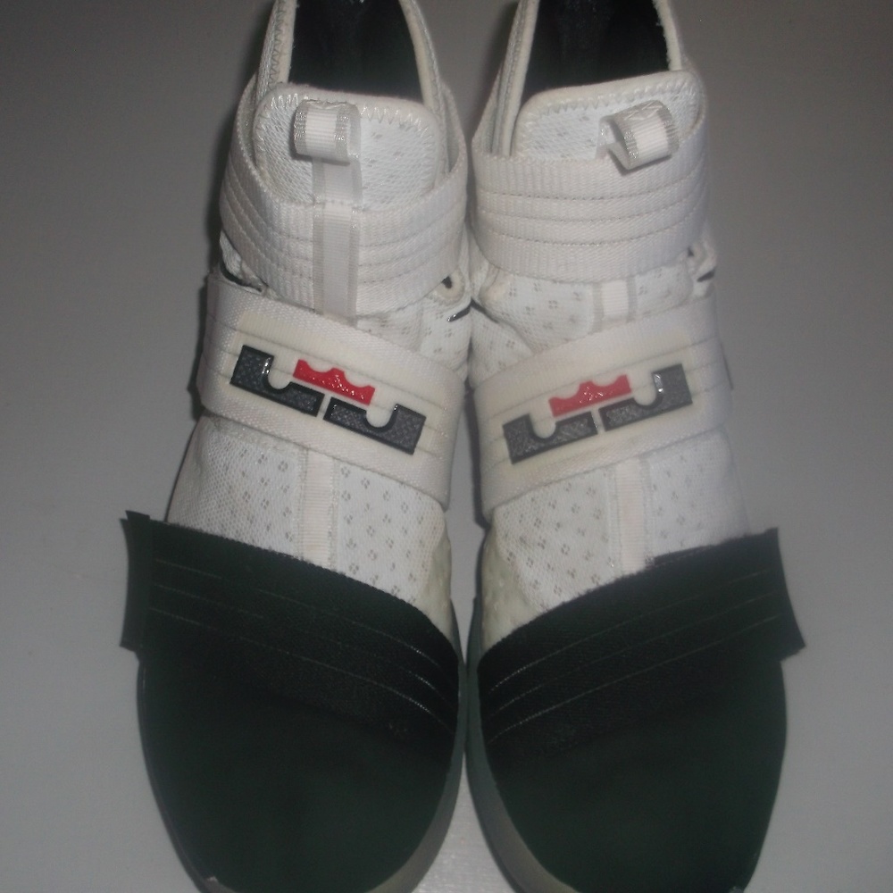 Lebron Soldier Zoom 10X SFG Black White Size 12